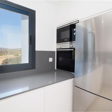 2306 - Brand New Apt, Walking Distance To Beach! Casares Luaran gambar